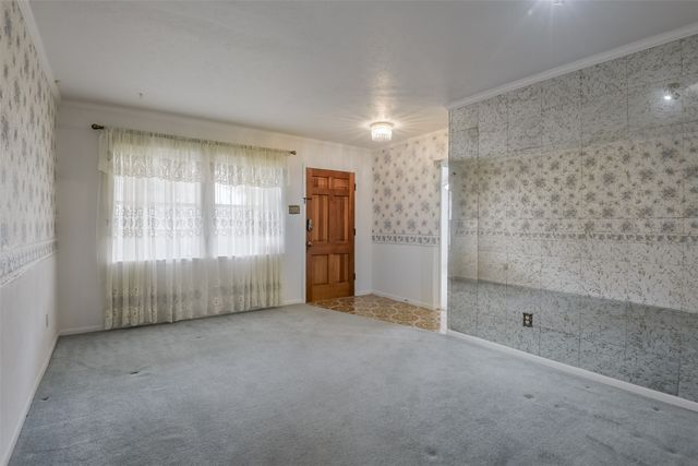 2130 Goerte Drive, Grand Prairie, TX 75051