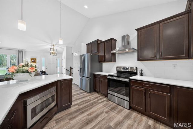 156 Eagle Fork Drive, Moscow Mills, MO 63362
