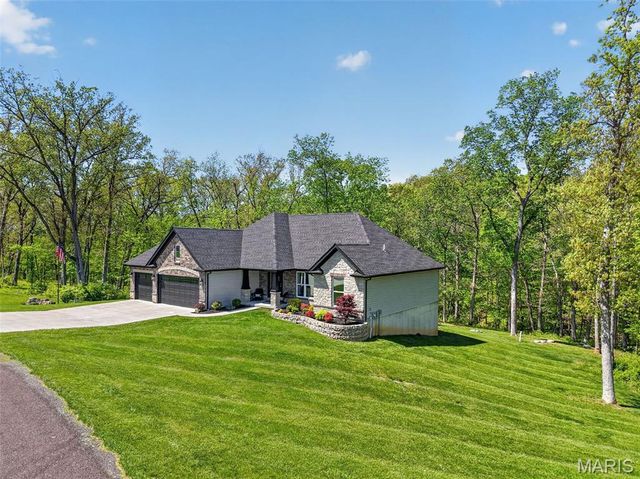 156 Eagle Fork Drive, Moscow Mills, MO 63362