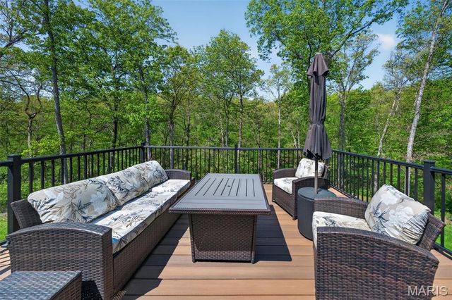 156 Eagle Fork Drive, Moscow Mills, MO 63362