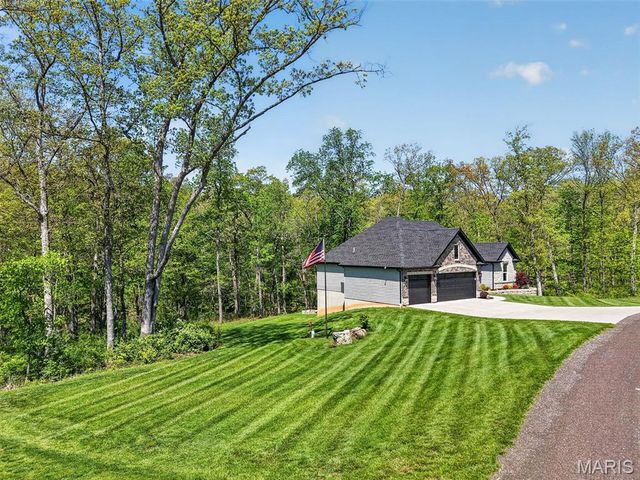 156 Eagle Fork Drive, Moscow Mills, MO 63362