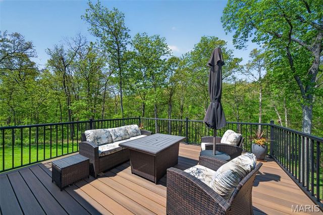 156 Eagle Fork Drive, Moscow Mills, MO 63362
