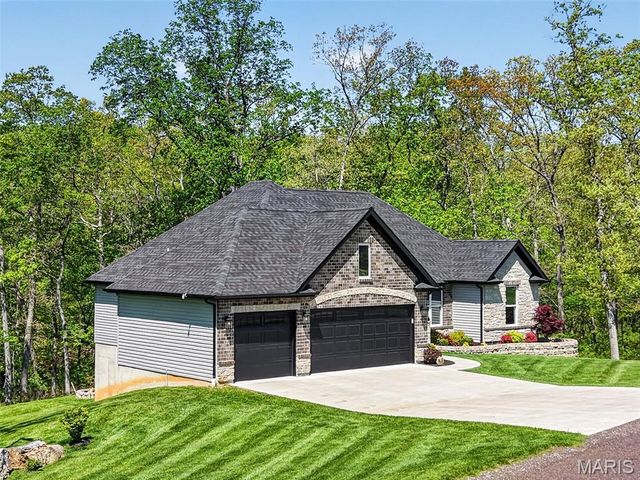156 Eagle Fork Drive, Moscow Mills, MO 63362