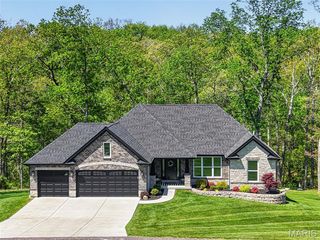 156 Eagle Fork Drive, Moscow Mills, MO 63362