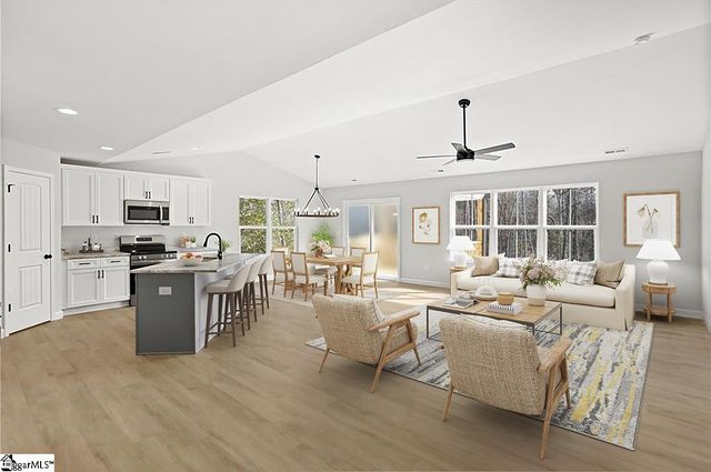 102 Millbrook Circle, Taylors, SC 29687