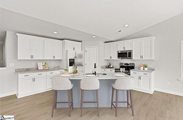 102 Millbrook Circle, Taylors, SC 29687