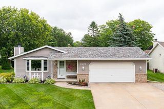 2273 REDTAIL DRIVE, Neenah, WI 54956