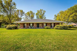 2507 Bayou Blue Rd, Houma, LA 70364