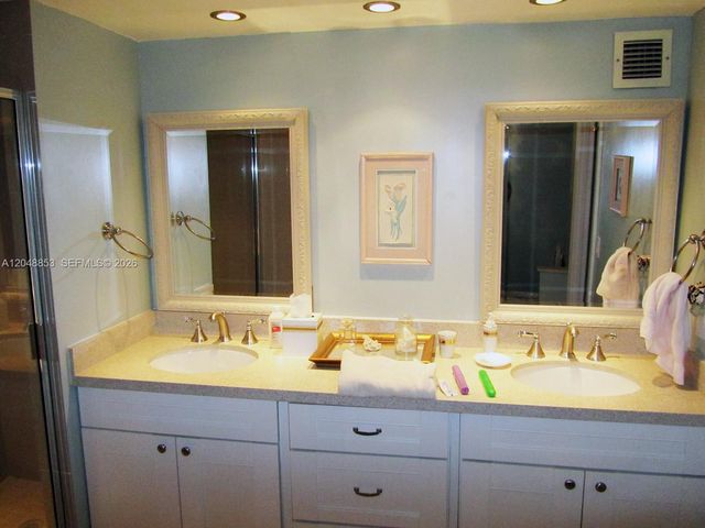 1833 S Ocean Dr 911, Hallandale Beach, FL 33009