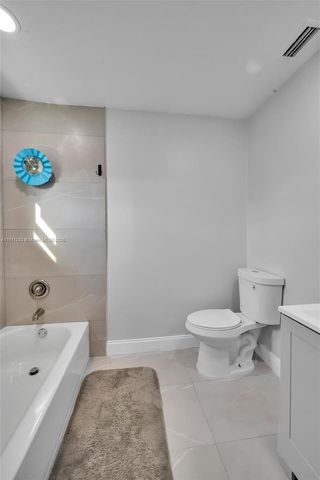 1581 SE Sutton St, Port St. Lucie, FL 34983