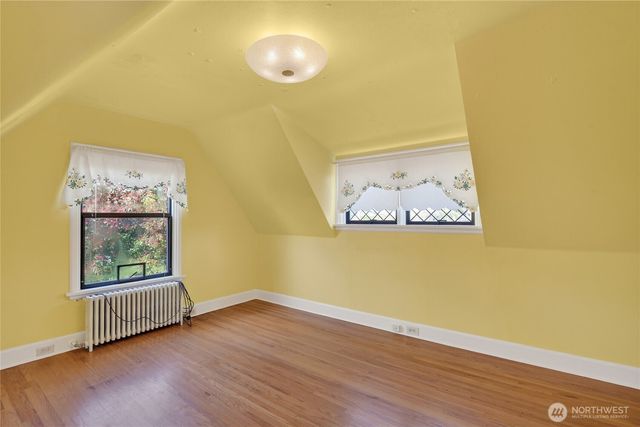 5605 49th Avenue SW, Seattle, WA 98136