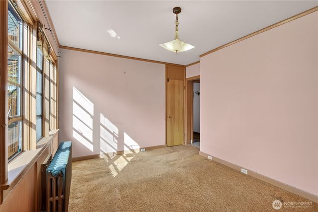 5605 49th Avenue SW, Seattle, WA 98136