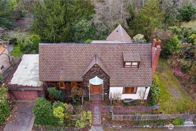 5605 49th Avenue SW, Seattle, WA 98136