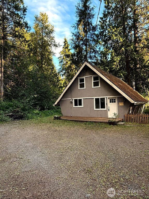 21430 118th Place NE, Granite Falls, WA 98252