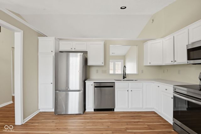 14649 Meadowcreek Drive, Carmel, IN 46033