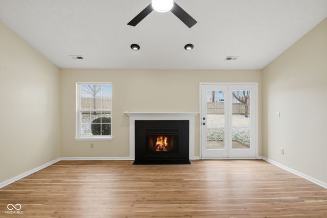 14649 Meadowcreek Drive, Carmel, IN 46033