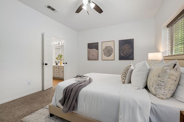 2080 Montclair Lane, Lewisville, TX 75067