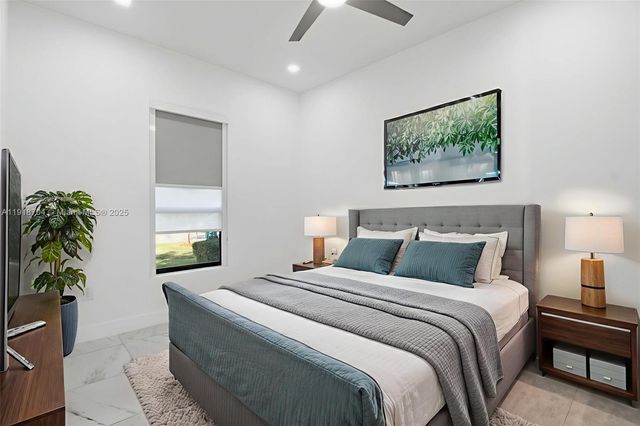 13284 SW 228th St, Miami, FL 33170