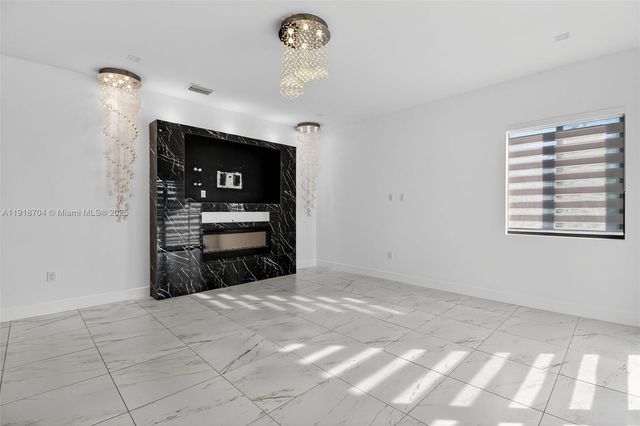 13284 SW 228th St, Miami, FL 33170