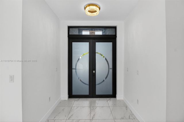 13284 SW 228th St, Miami, FL 33170