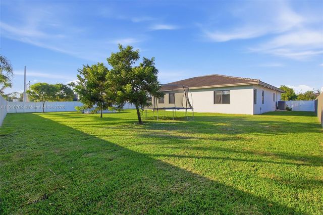 13284 SW 228th St, Miami, FL 33170