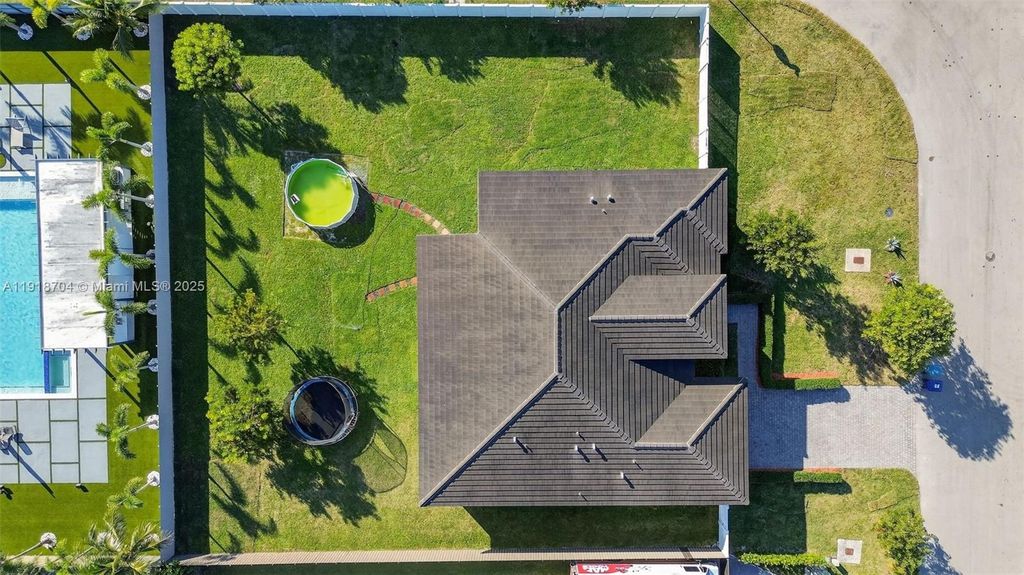 13284 SW 228th St, Miami, FL 33170