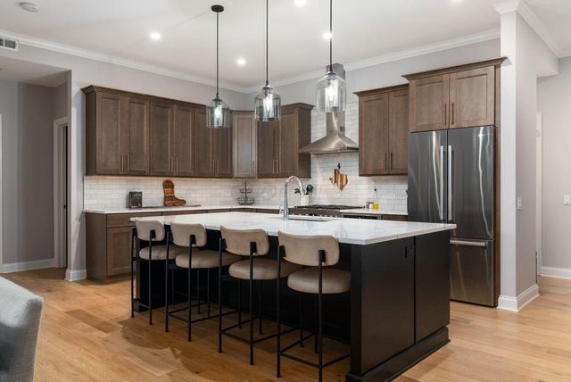 225 John H McConnell Boulevard, 605, Columbus, OH 43215