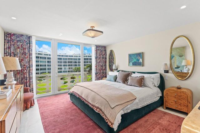 100 Sunrise Avenue 418, Palm Beach, FL 33480