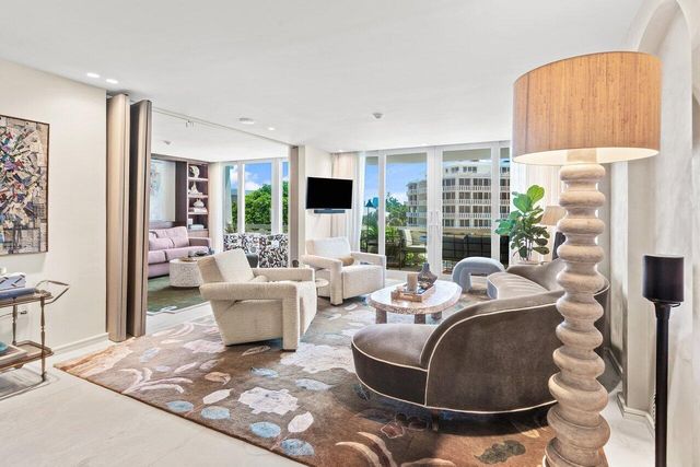 100 Sunrise Avenue 418, Palm Beach, FL 33480