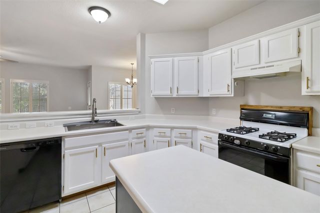 1320 Lochaline LOOP, Pflugerville, TX 78660