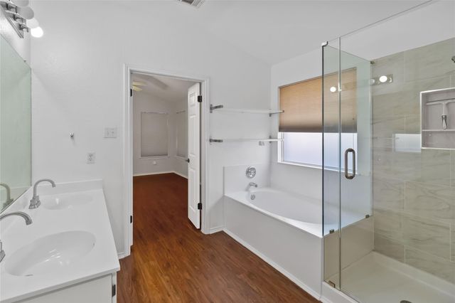 1320 Lochaline LOOP, Pflugerville, TX 78660