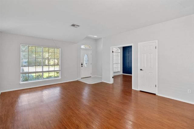 1320 Lochaline LOOP, Pflugerville, TX 78660