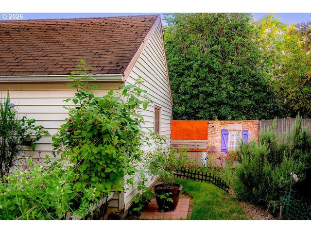 6903 N WILLIAMS Ave, Portland, OR 97217
