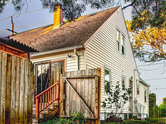 6903 N WILLIAMS Ave, Portland, OR 97217