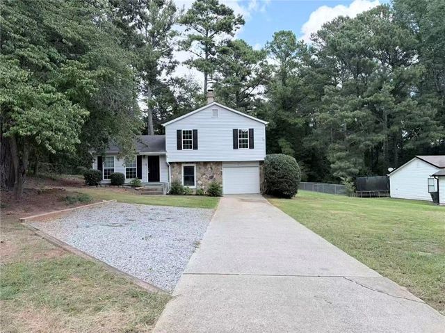 944 Sweetwater Circle, Lawrenceville, GA 30044