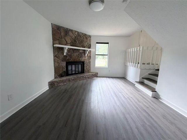 944 Sweetwater Circle, Lawrenceville, GA 30044
