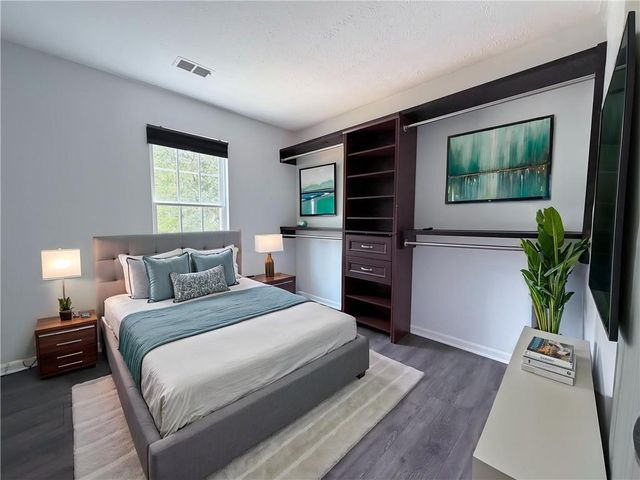 944 Sweetwater Circle, Lawrenceville, GA 30044