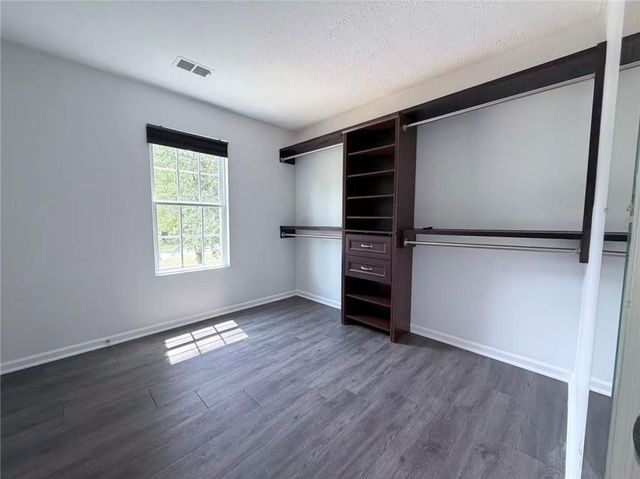 944 Sweetwater Circle, Lawrenceville, GA 30044