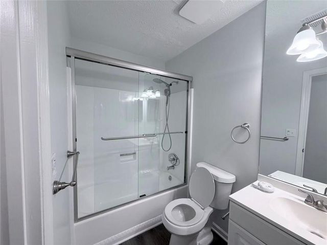 944 Sweetwater Circle, Lawrenceville, GA 30044