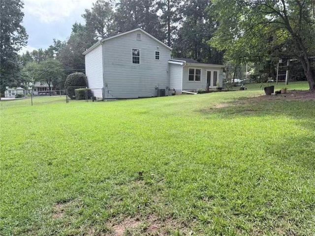 944 Sweetwater Circle, Lawrenceville, GA 30044