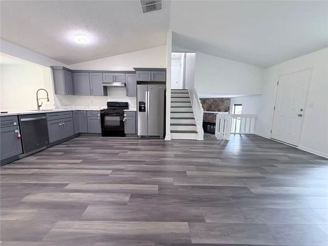 944 Sweetwater Circle, Lawrenceville, GA 30044