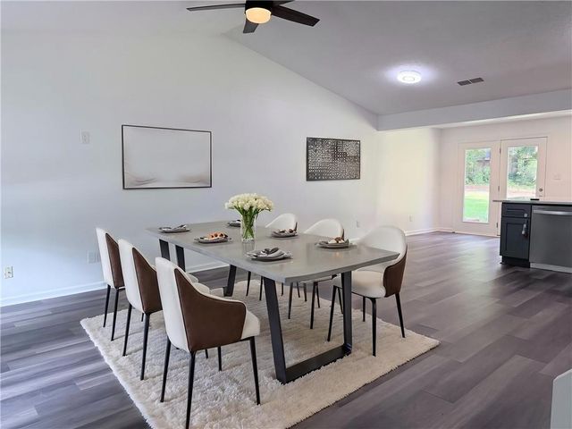 944 Sweetwater Circle, Lawrenceville, GA 30044
