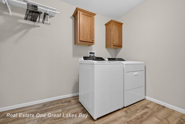 2500 Starlite Drive, Saginaw, MI 48603