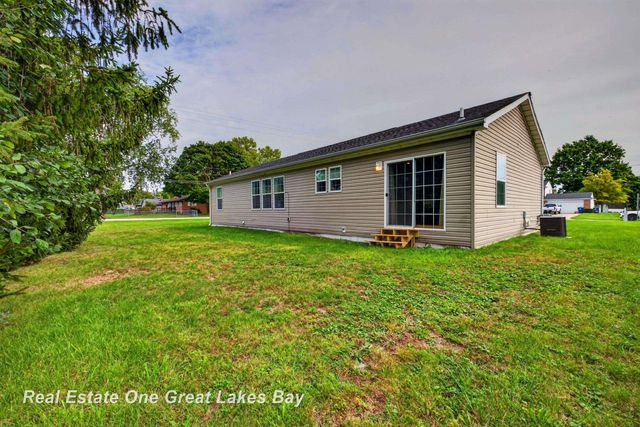 2500 Starlite Drive, Saginaw, MI 48603