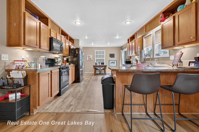2500 Starlite Drive, Saginaw, MI 48603