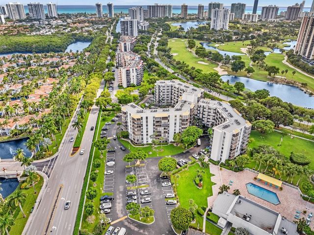 20500 W Country Club Drive 203, Aventura, FL 33180