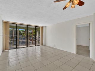 20500 W Country Club Drive 203, Aventura, FL 33180