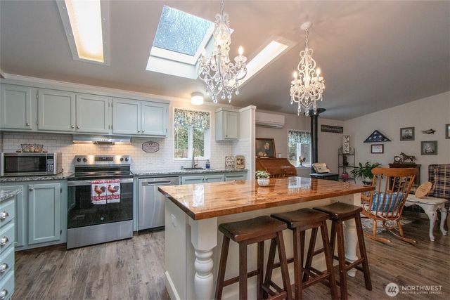 141 Lavender Ridge Lane, Sequim, WA 98382