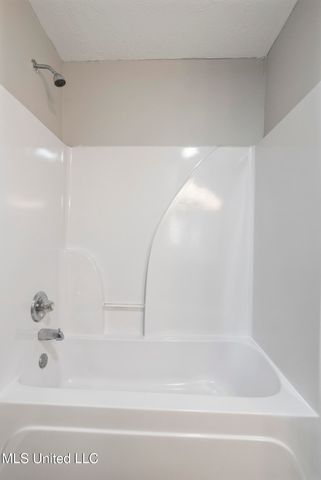 1735 Barrett Avenue, Jackson, MS 39204