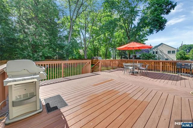 60 Everdell Avenue, Hillsdale, NJ 07642